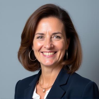 Ritratto professionale di Anna Bianchi, Consulente Finanziario Senior di Confluenza Finanza